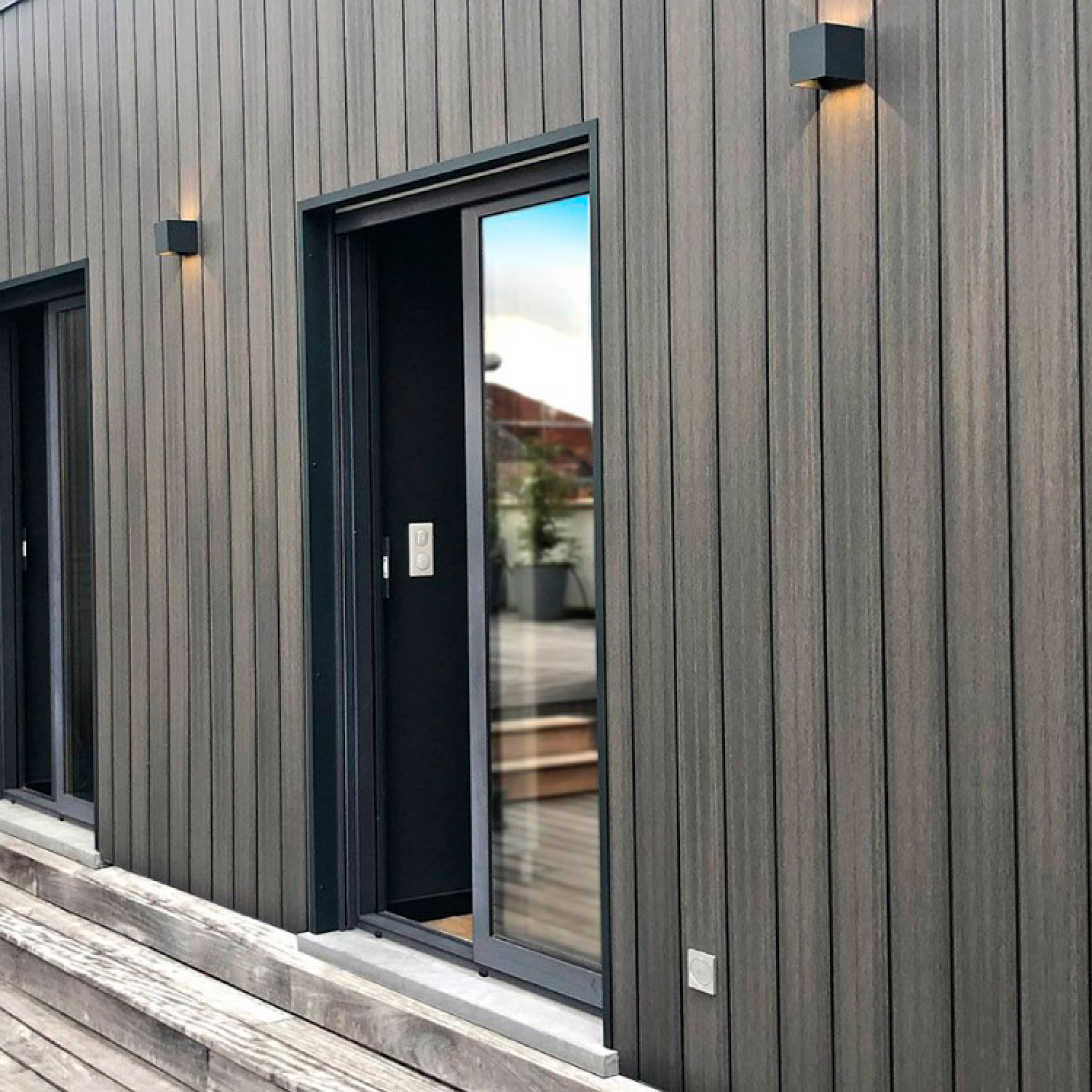 Revestimiento Siding Plano WPC exterior Color Gris Oscuro